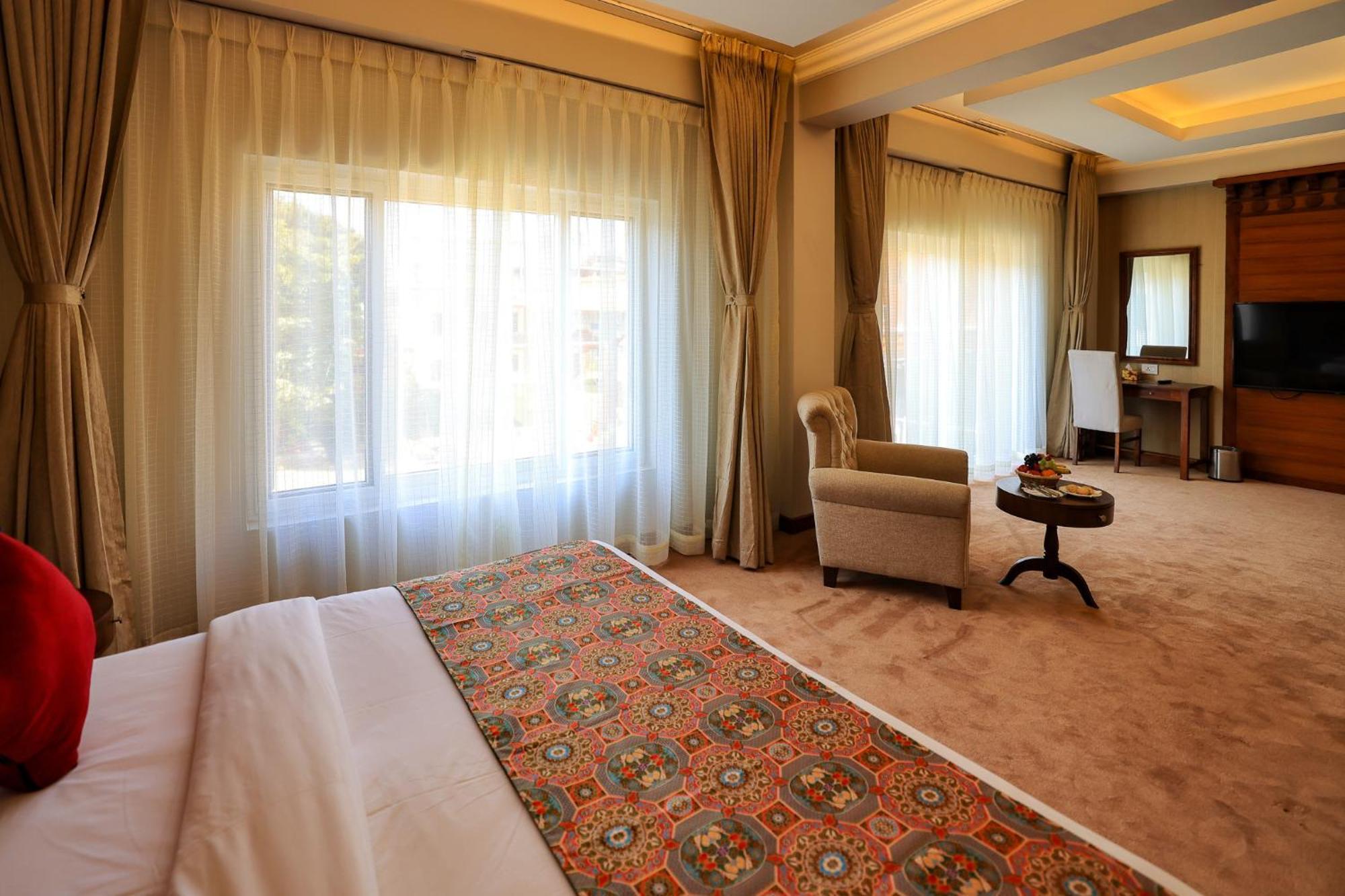 Hotel Dolmaling Kathmandu Buitenkant foto